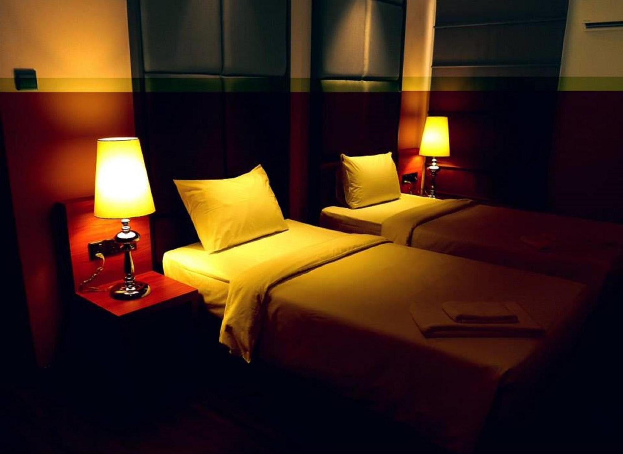 C'Haya Hotel Kota Kinabalu Habitación foto