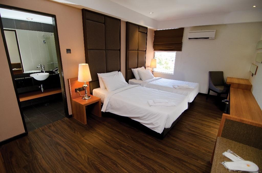 C'Haya Hotel Kota Kinabalu Habitación foto