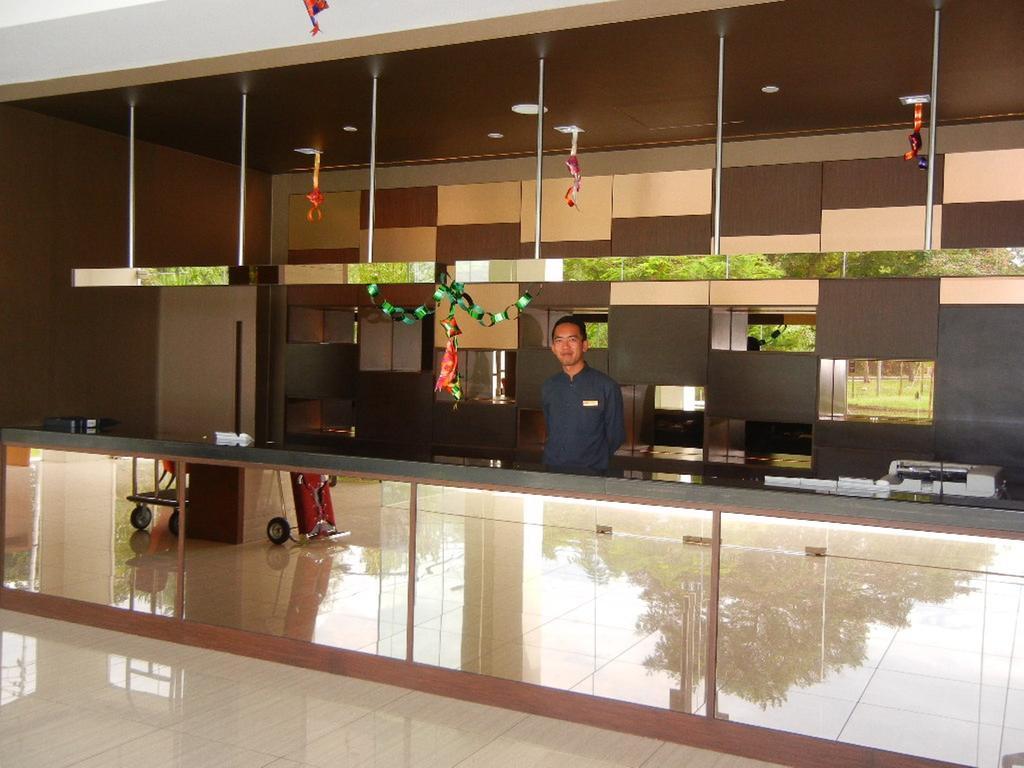 C'Haya Hotel Kota Kinabalu Exterior foto