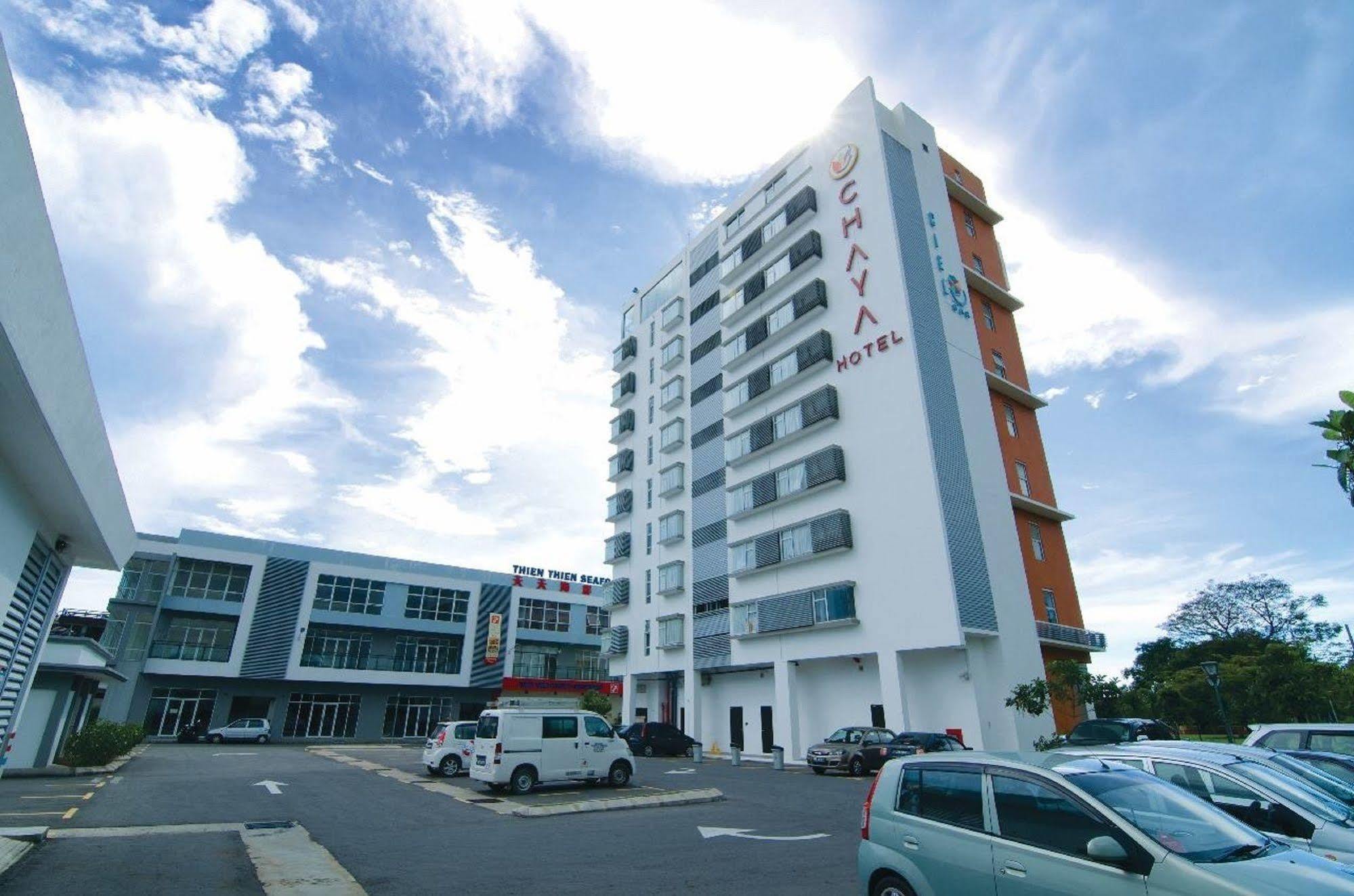 C'Haya Hotel Kota Kinabalu Exterior foto